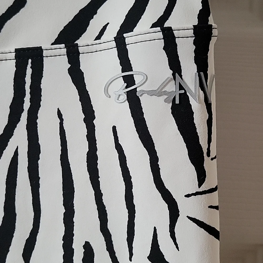 💥 NWOT Beautiful Zebra Print Set 💥 - Picture 13 of 17